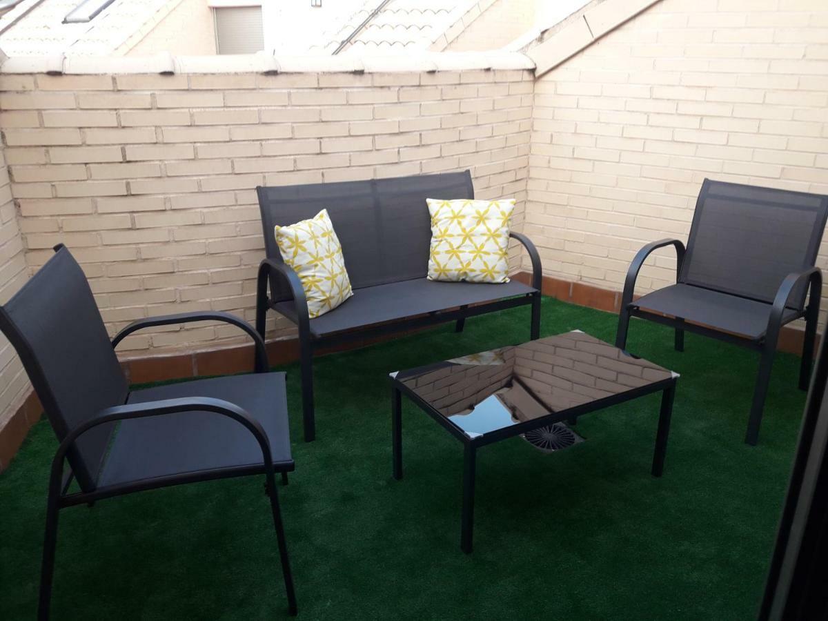 Apartamento Atico Apartment Valdepeñas Екстериор снимка